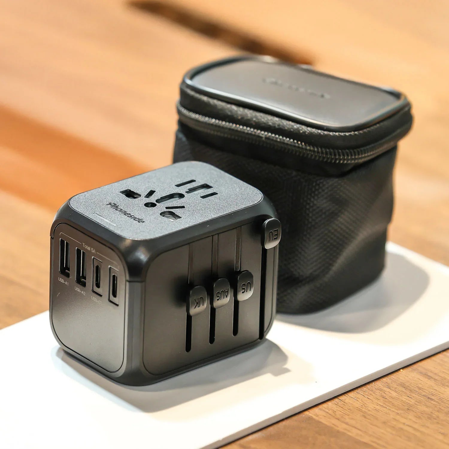 Phoneside Worldline – Chargeur de voyage universel avec 4 ports USB