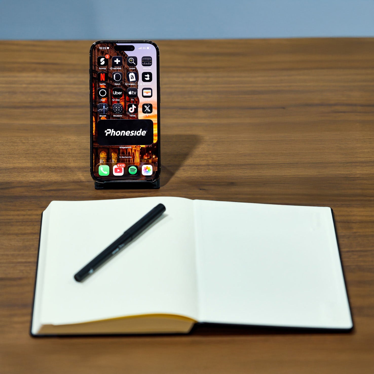 Phoneside Note Mini - Le marque-page qui devient support de téléphone.